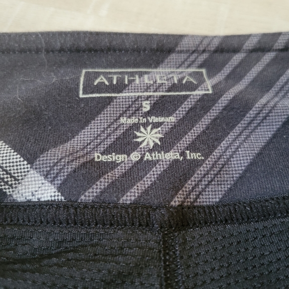 Athleta Black and White Plaid Skort - Picture 2 of 5